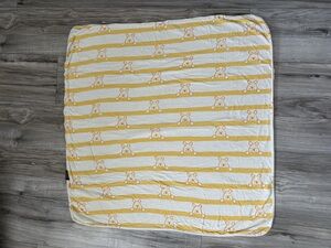Milk snob Pooh bear swaddle blanket